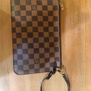 Louis Vuitton Damier  Wristlet